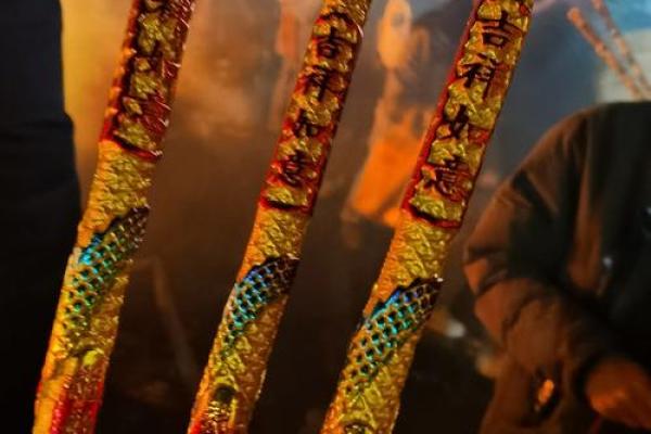 给财神上香的规矩和忌讳有哪些须知 给财神上香的规矩和忌讳有哪些须知