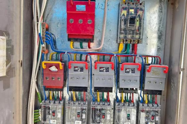 房子前有配电房对风水好吗