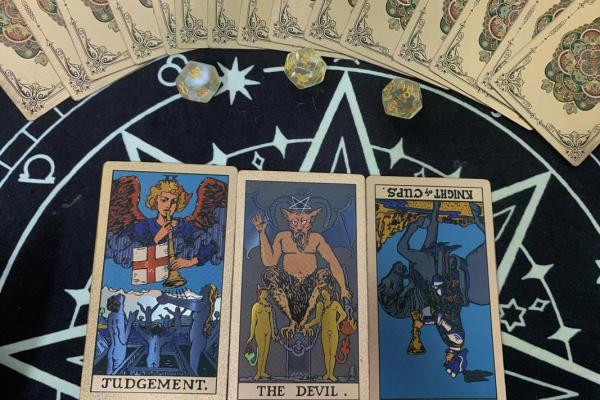 塔罗测试:活捉锦鲤!好运究竟离你有多远? 塔罗测试:活捉锦鲤!好运究竟离你有多远?