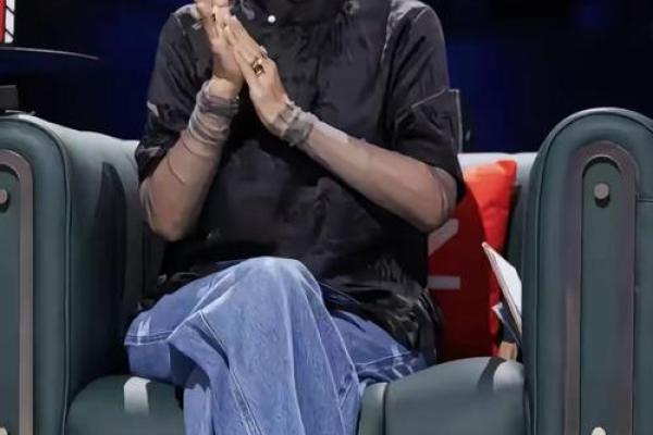 八卦命理!那英的八字命理还能走红多久? 八卦命理!那英的八字命理还能走红多久?