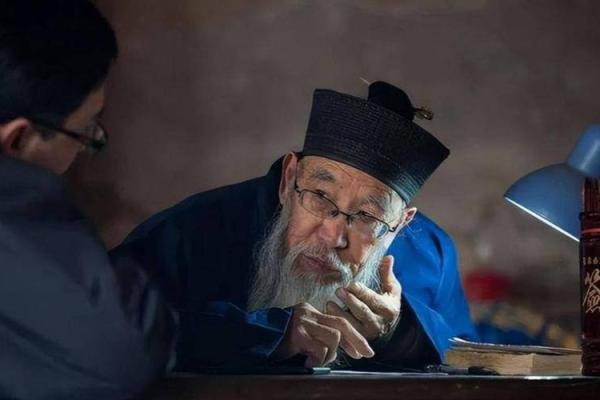 为什么算命先生不认识你，却知道你家里有几口人，方法这么简单。